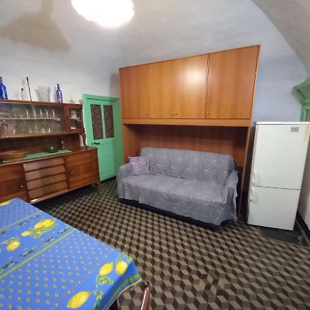 Casa Gianni Apartment Vallebona Екстериор снимка
